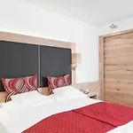 Tyrolerhof Hotel 4*