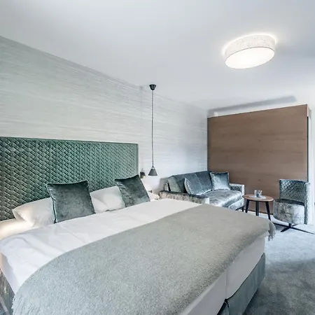 Tyrolerhof Отель 4*