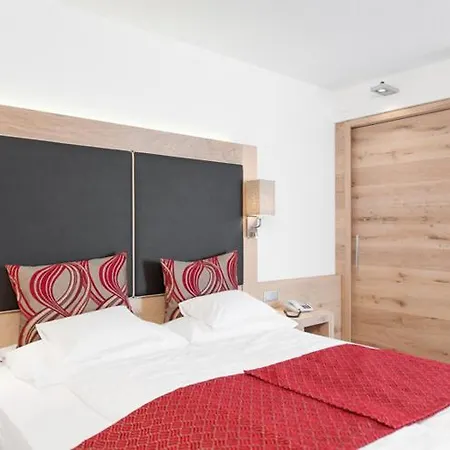 Tyrolerhof Hotel 4*